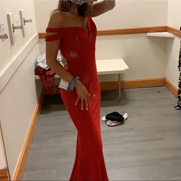 Prom dress - Picture 4 of 5